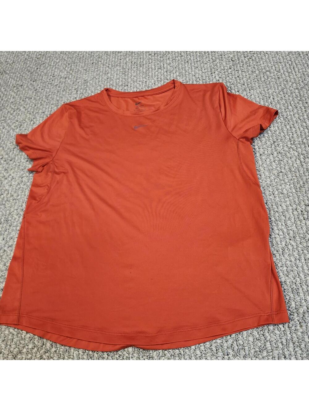 Nike Orange Short Sleeve Athletic T-Shirt Size Small Dri Fit